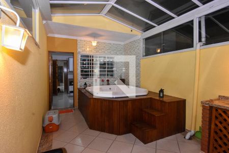 Casa à venda com 197m², 3 quartos e 2 vagasCozinha