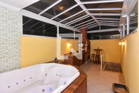Casa à venda com 197m², 3 quartos e 2 vagasChurrasqueira