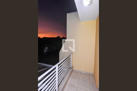 Casa à venda com 197m², 3 quartos e 2 vagasVaranda