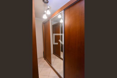 Casa à venda com 197m², 3 quartos e 2 vagasQuarto 2