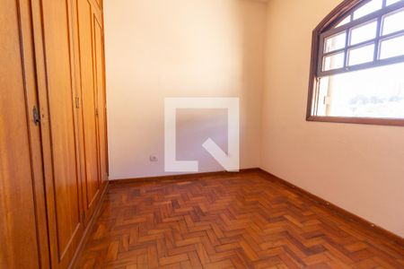 Quarto 1 de casa para alugar com 2 quartos, 125m² em Jardim Trussardi, São Paulo