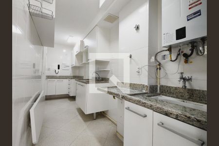 Apartamento à venda com 50m², 2 quartos e 1 vaga Apartamento à venda com 50m², 2 quartos e 1 vagaCozinha - Armários