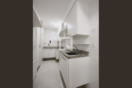 Apartamento à venda com 50m², 2 quartos e 1 vaga Apartamento à venda com 50m², 2 quartos e 1 vagaCozinha - Armários