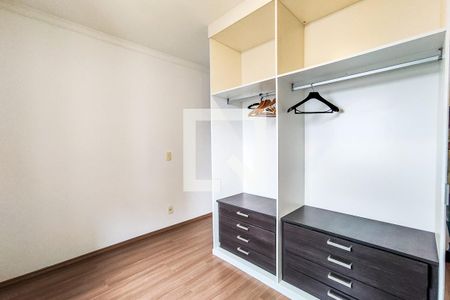 Quarto 1 / Closet da Suíte de apartamento para alugar com 3 quartos, 70m² em Vila Sonia do Taboao, Taboão da Serra