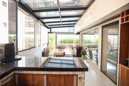 Apartamento à venda com 234m², 3 quartos e 3 vagasVaranda gourmet