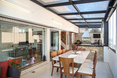 Apartamento à venda com 234m², 3 quartos e 3 vagasVaranda gourmet