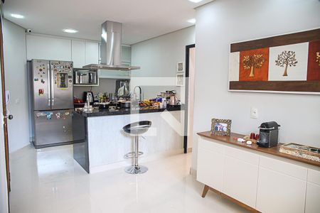 Apartamento à venda com 234m², 3 quartos e 3 vagasCozinha 