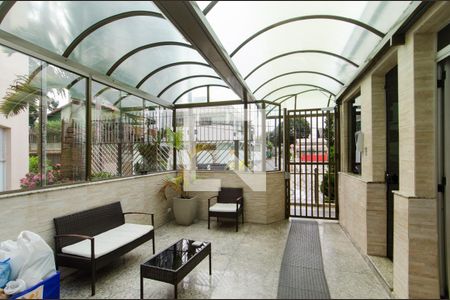 Apartamento para alugar com 60m², 2 quartos e 1 vagaEntrada - Portaria