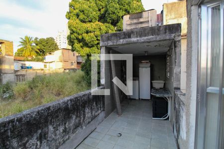 Casa de condomínio à venda com 115m², 5 quartos e 1 vaga Casa de condomínio à venda com 115m², 5 quartos e 1 vagaÁrea de Serviço
