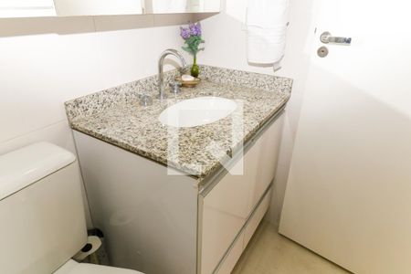 Apartamento à venda com 140m², 2 quartos e 1 vagaBanheiro da Suíte 2