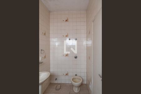 Banheiro da Suíte de casa para alugar com 3 quartos, 100m² em Jardim Eulina, Campinas
