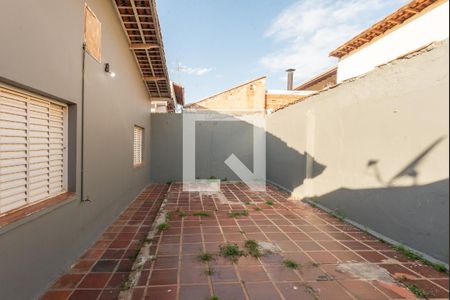 Casa à venda com 155m², 3 quartos e 5 vagasQuintal