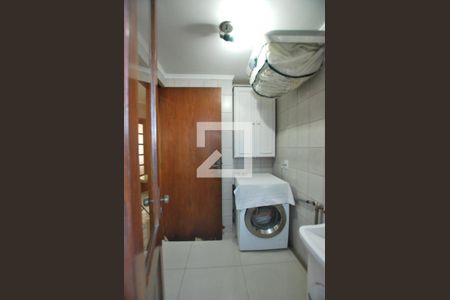 Apartamento à venda com 167m², 3 quartos e 1 vagaÁrea de Serviço