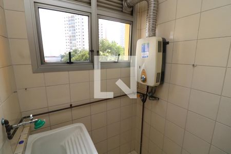 Apartamento para alugar com 64m², 2 quartos e 1 vagaÁrea de Serviço