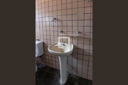Banheiro de apartamento para alugar com 1 quarto, 42m² em Jardim Três Marias, São Paulo