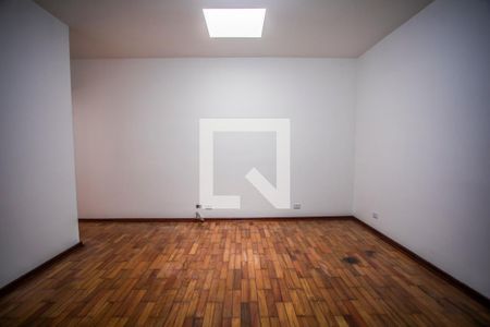 Sala de casa para alugar com 1 quarto, 90m² em Parque Jabaquara, São Paulo