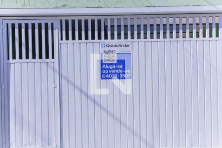 Casa à venda com 220m², 3 quartos e 2 vagasPlaquinha