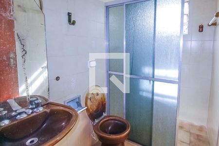 Casa à venda com 220m², 3 quartos e 2 vagasBanheiro 3