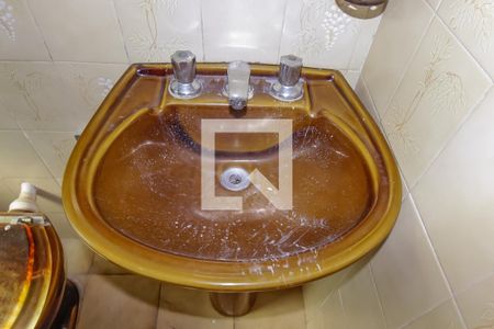 Casa à venda com 220m², 3 quartos e 2 vagasBanheiro da Suíte