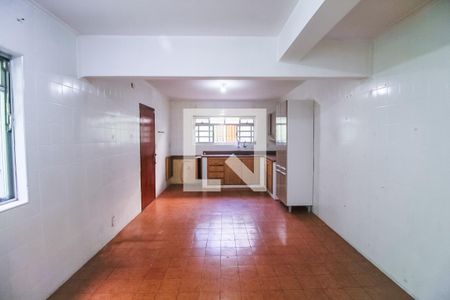 Casa à venda com 220m², 3 quartos e 2 vagasCozinha