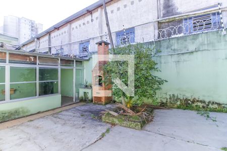 Casa à venda com 220m², 3 quartos e 2 vagasQuintal e Churrasqueira