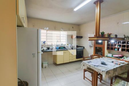 Casa de condomínio à venda com 200m², 3 quartos e 4 vagas Casa de condomínio à venda com 200m², 3 quartos e 4 vagasCozinha