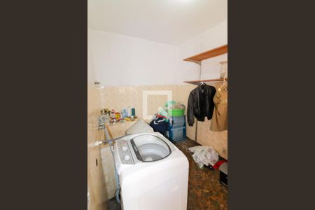 Casa de condomínio à venda com 200m², 3 quartos e 4 vagas Casa de condomínio à venda com 200m², 3 quartos e 4 vagasLavanderia