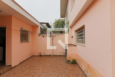 Casa de condomínio à venda com 200m², 3 quartos e 4 vagas Casa de condomínio à venda com 200m², 3 quartos e 4 vagasLavanderia