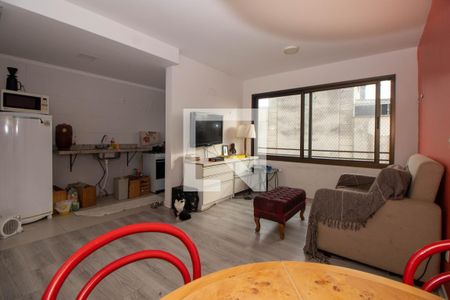 Sala de Apartamento com 2 quartos, 70m² Higienópolis