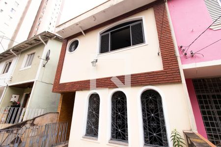 Casa à venda com 200m², 3 quartos e 2 vagasFachada