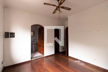 Casa à venda com 200m², 3 quartos e 2 vagasQuarto 3 - Suíte