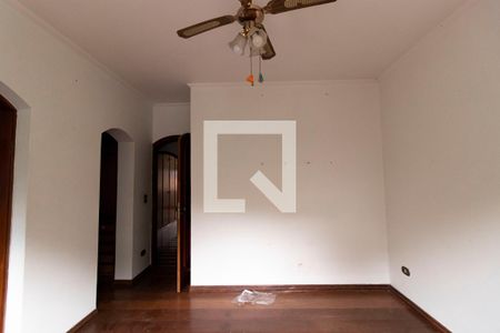 Casa à venda com 200m², 3 quartos e 2 vagasQuarto 3 - Suíte