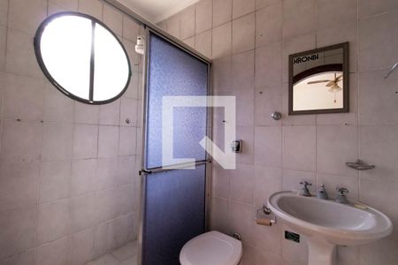 Casa à venda com 200m², 3 quartos e 2 vagasBanheiro da Suíte 3