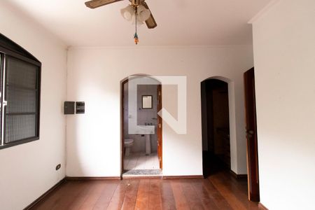 Casa à venda com 200m², 3 quartos e 2 vagasQuarto 3 - Suíte