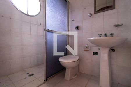 Casa à venda com 200m², 3 quartos e 2 vagasBanheiro da Suíte 3