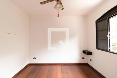 Casa à venda com 200m², 3 quartos e 2 vagasQuarto 3 - Suíte