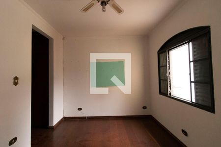 Casa à venda com 200m², 3 quartos e 2 vagasQuarto 2 - Suíte