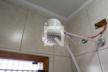 Casa à venda com 150m², 4 quartos e 2 vagas Casa à venda com 150m², 4 quartos e 2 vagasBanheiro da suíte