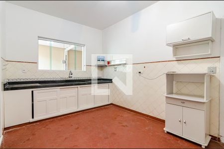 Casa à venda com 126m², 2 quartos e 8 vagas Casa à venda com 126m², 2 quartos e 8 vagasCozinha