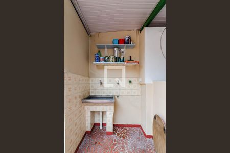 Casa à venda com 126m², 2 quartos e 8 vagas Casa à venda com 126m², 2 quartos e 8 vagasÁrea de serviço