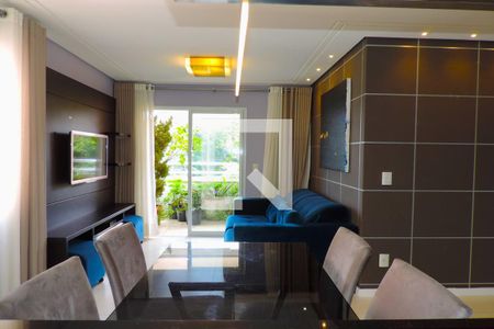 Apartamento para alugar com 2 quartos, 74m² em Pantanal, Florianópolis