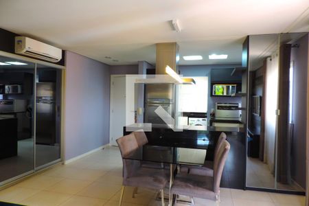 Apartamento para alugar com 2 quartos, 74m² em Pantanal, Florianópolis