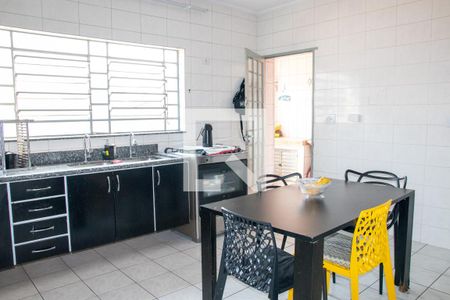 Casa à venda com 267m², 5 quartos e 2 vagasCozinha