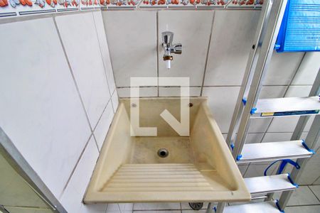 Apartamento para alugar com 55m², 2 quartos e 1 vagaÁrea de Serviço