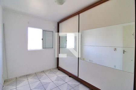Quarto 2 de apartamento para alugar com 2 quartos, 55m² em Vila Lutécia, Santo André
