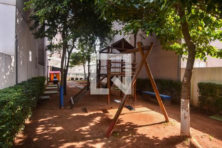 Apartamento para alugar com 47m², 2 quartos e 1 vaga Apartamento para alugar com 47m², 2 quartos e 1 vagaÁrea Comum - Playground