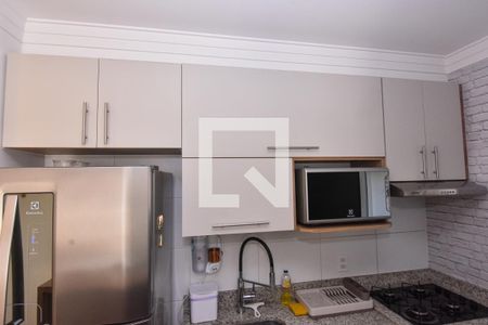 Apartamento para alugar com 47m², 2 quartos e 1 vaga Apartamento para alugar com 47m², 2 quartos e 1 vagaCozinha - Armários