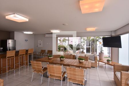 Apartamento para alugar com 47m², 2 quartos e 1 vaga Apartamento para alugar com 47m², 2 quartos e 1 vagaÁrea comum - Salão de festas