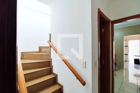 Acesso aos Quartos de casa para alugar com 3 quartos, 140m² em Jardim Frei Galvao, Taboão da Serra