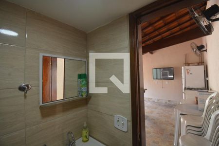 Casa à venda com 220m², 3 quartos e 1 vagaLavabo da Piscina - Churrasqueira